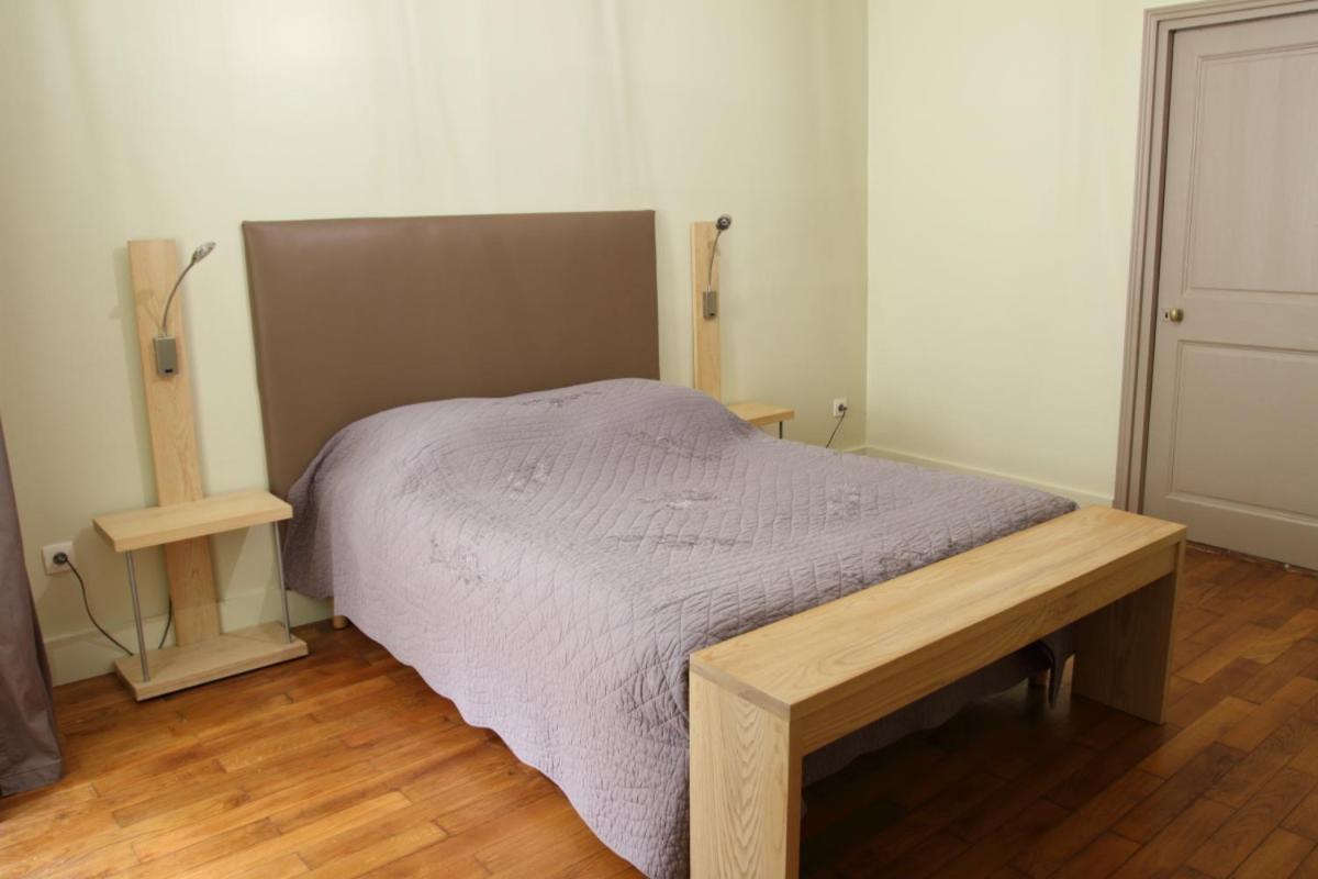La Tour Bocsozel Guest house *